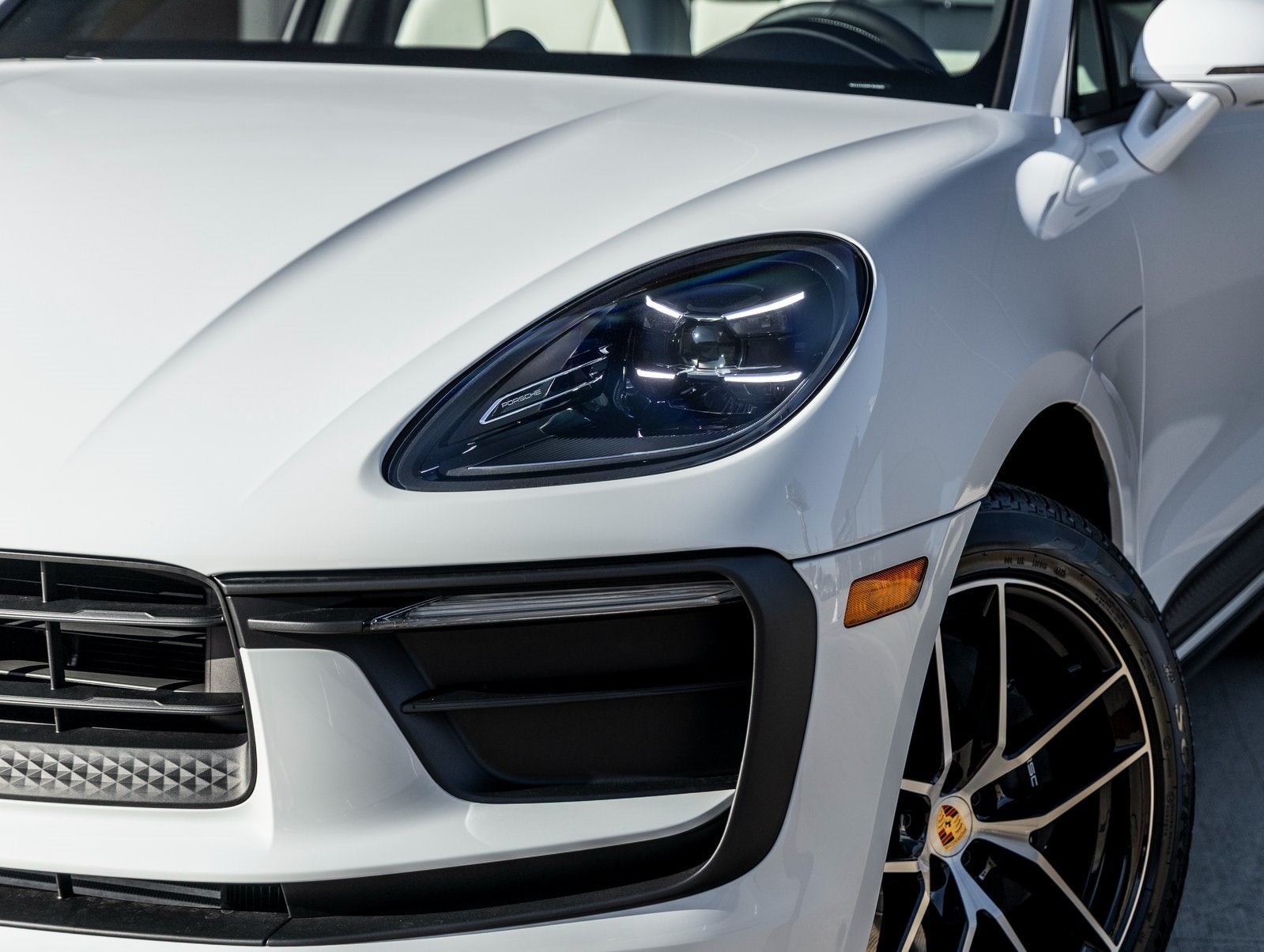 2026 Porsche Macan Macan