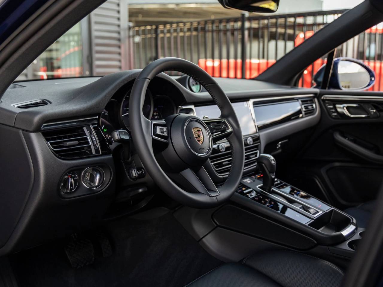 2026 Porsche Macan AWD