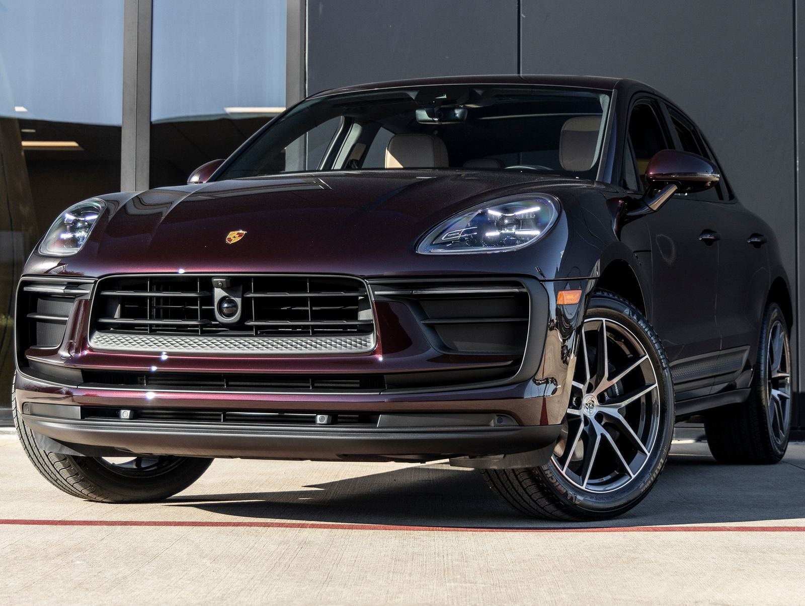 2026 Porsche Macan Base