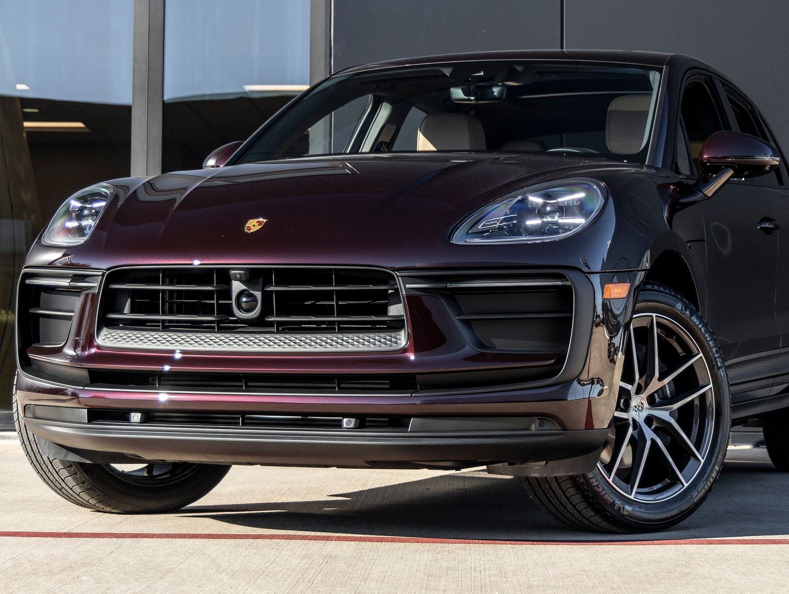 2026 Porsche Macan Base
