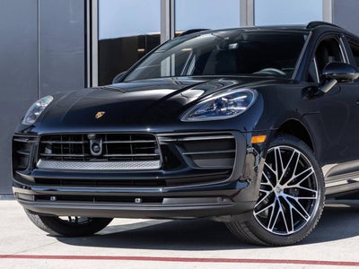 2026 Porsche Macan AWD