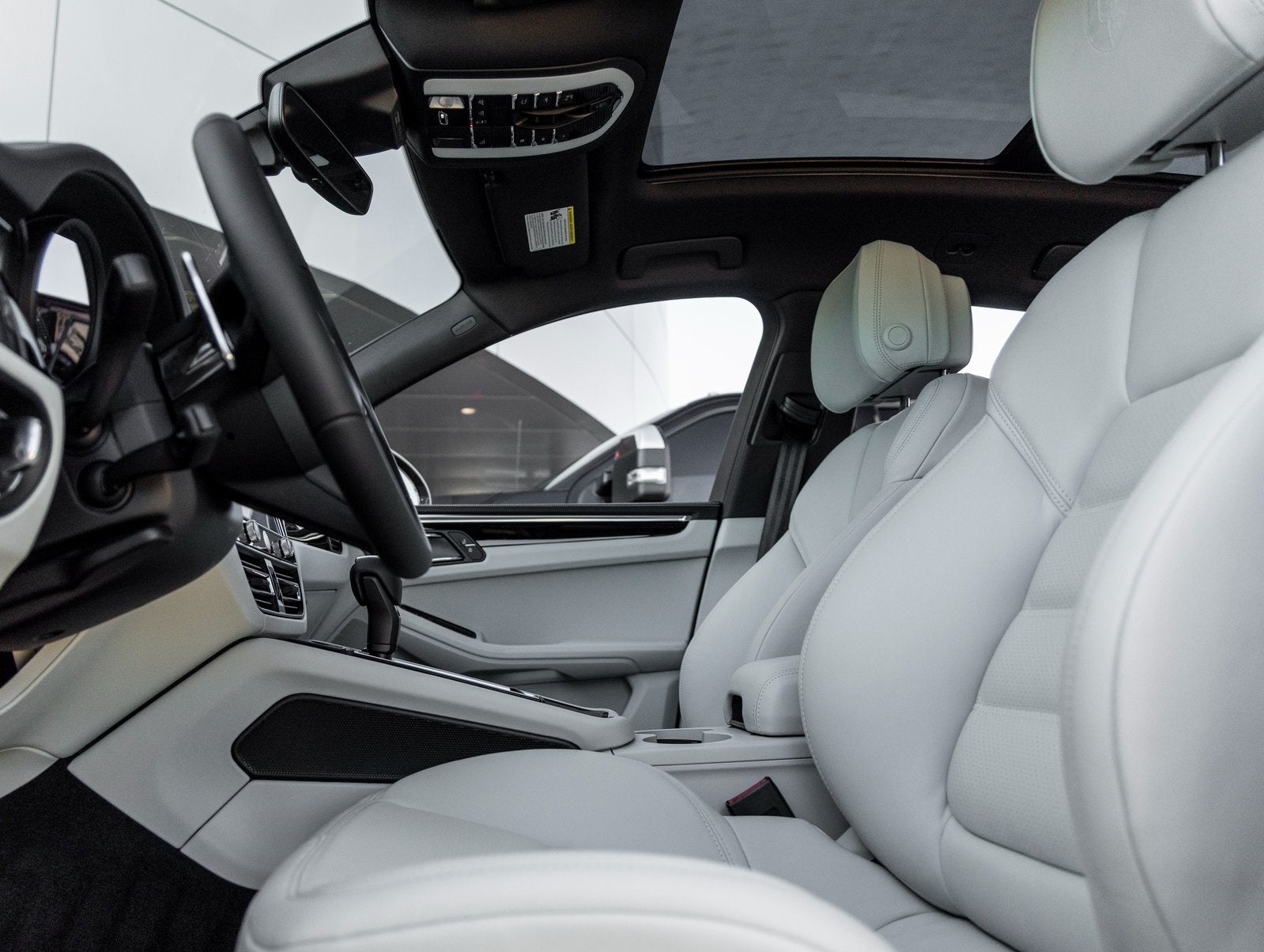 2026 Porsche Macan Macan T