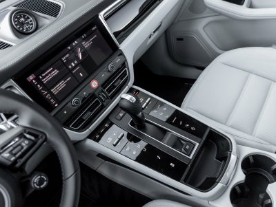 2026 Porsche Macan Macan T