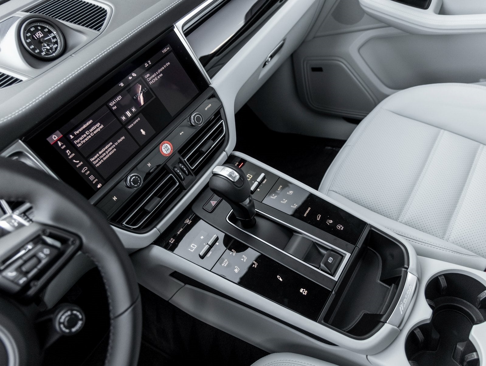 2026 Porsche Macan Macan T