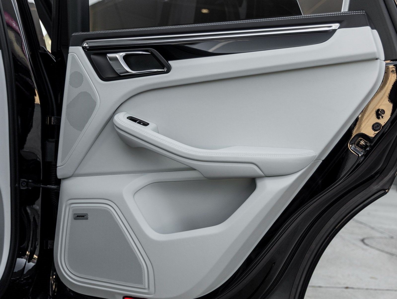 2026 Porsche Macan Macan T