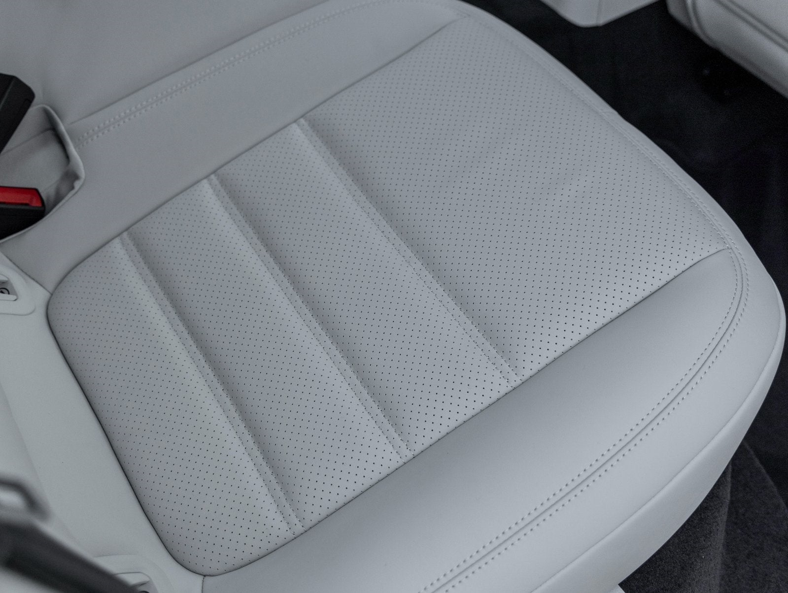 2026 Porsche Macan Macan T