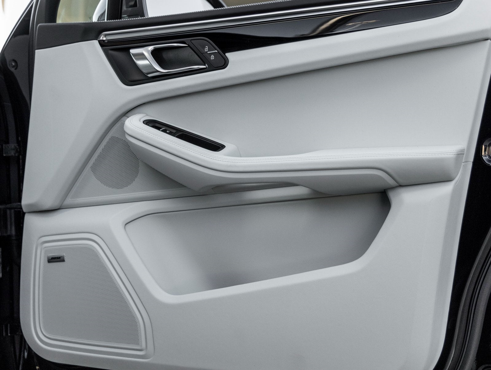 2026 Porsche Macan Macan T