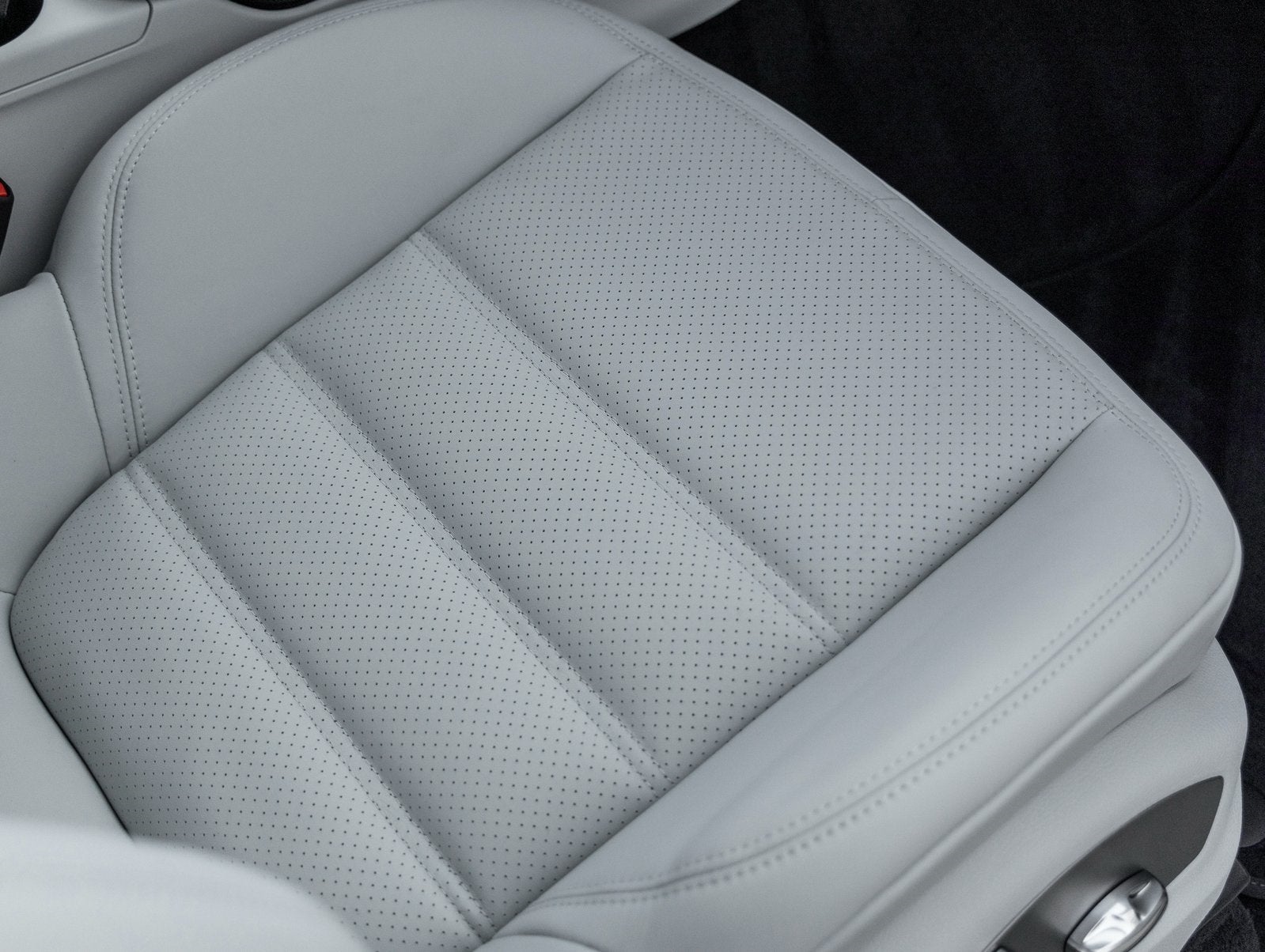 2026 Porsche Macan Macan T