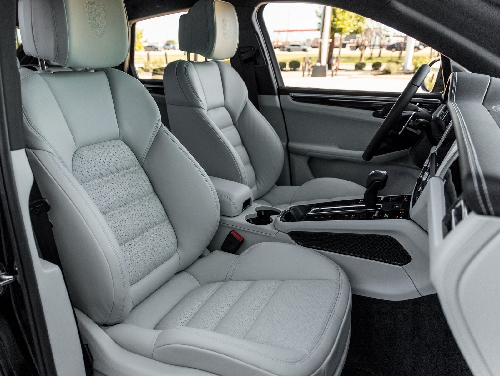 2026 Porsche Macan Macan T