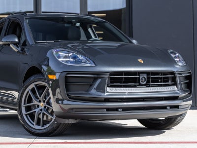 2026 Porsche Macan AWD