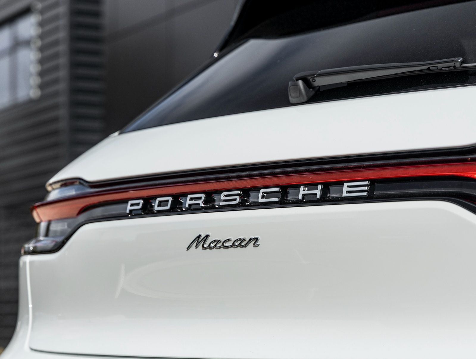 2026 Porsche Macan Macan
