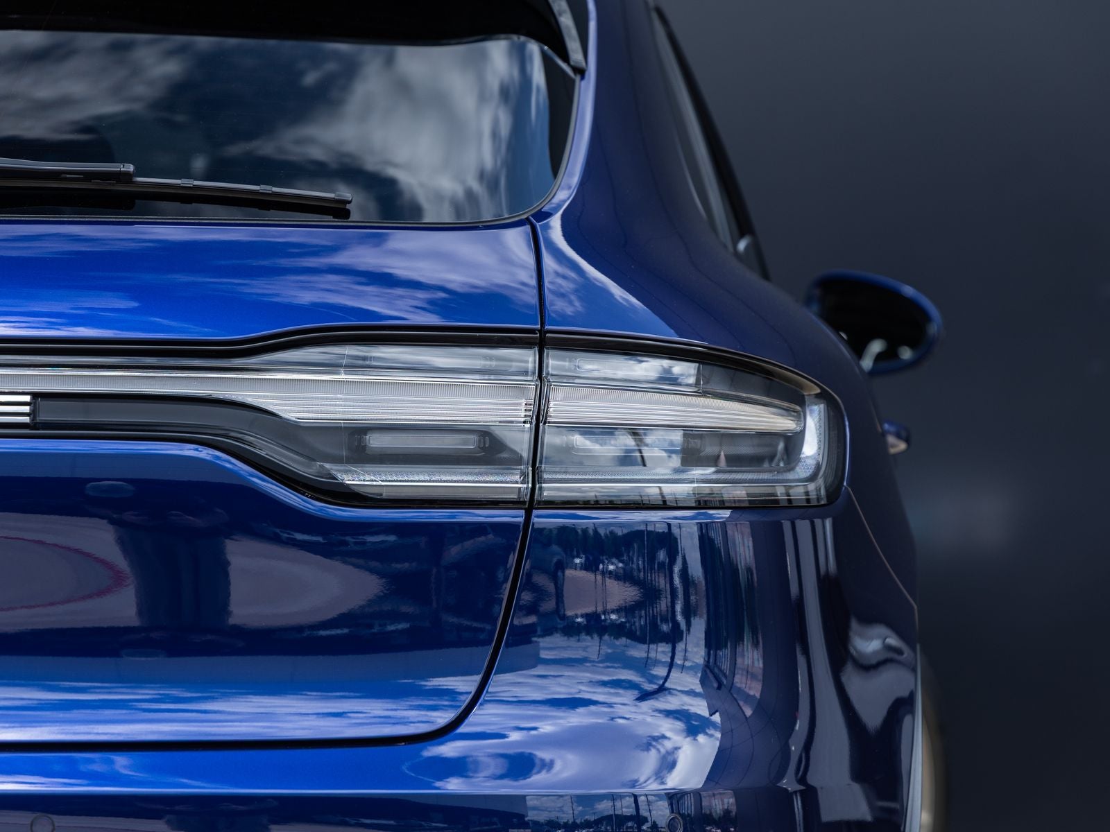 2026 Porsche Macan AWD