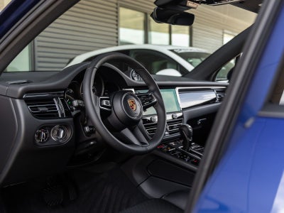 2026 Porsche Macan AWD