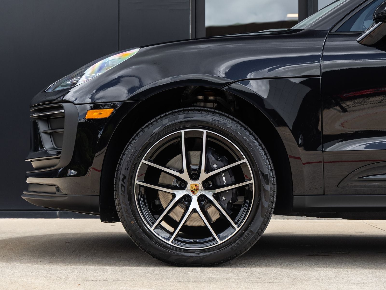 2026 Porsche Macan AWD