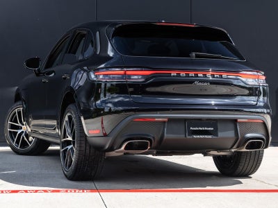 2026 Porsche Macan Macan