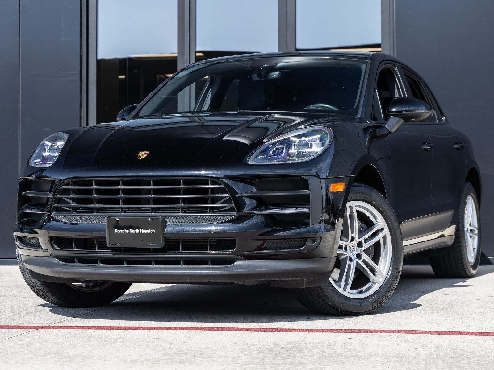 2021 Porsche Macan Macan