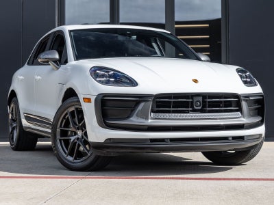 2023 Porsche Macan T