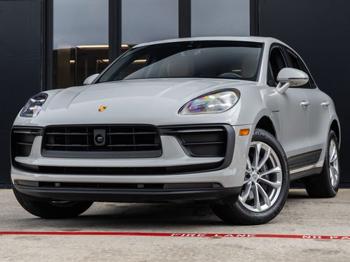 2023 Porsche Macan Base