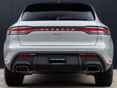 2023 Porsche Macan Base