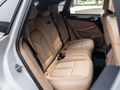 2023 Porsche Macan Base