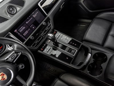 2023 Porsche Macan Macan (MY23)