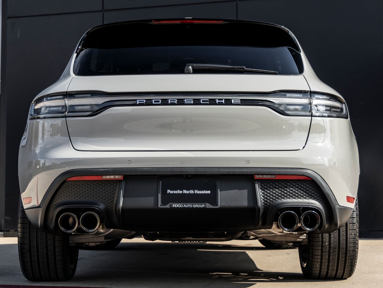 2025 Porsche Macan AWD