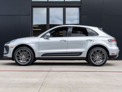 2026 Porsche Macan AWD