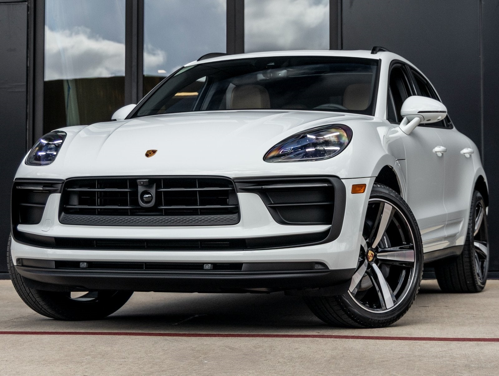 2026 Porsche Macan Macan