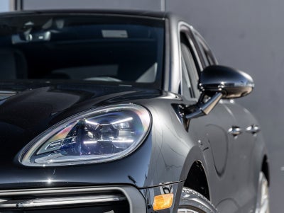 2026 Porsche Macan Macan