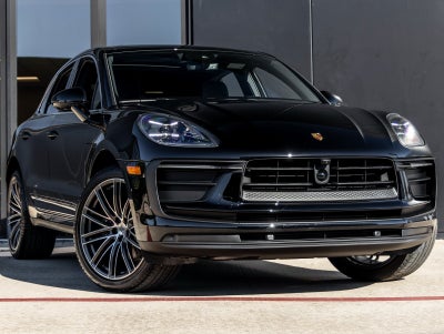 2026 Porsche Macan Macan