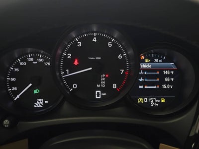 2026 Porsche Macan AWD