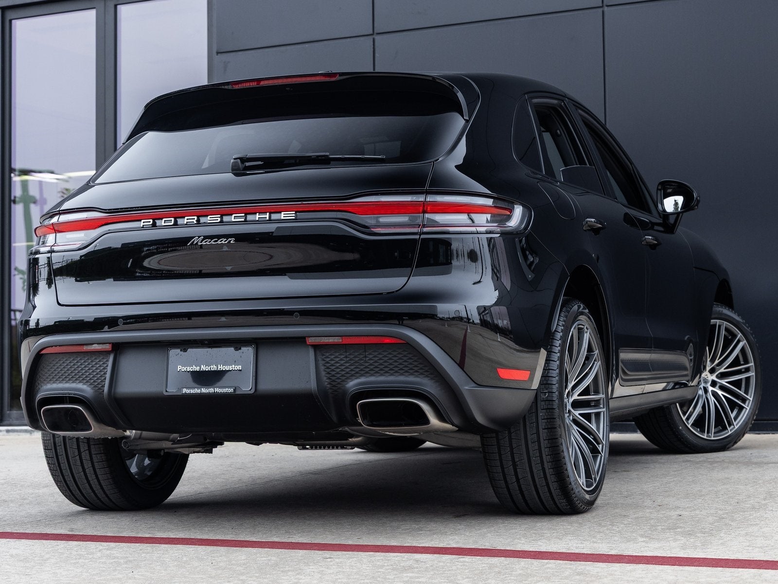 2026 Porsche Macan Macan