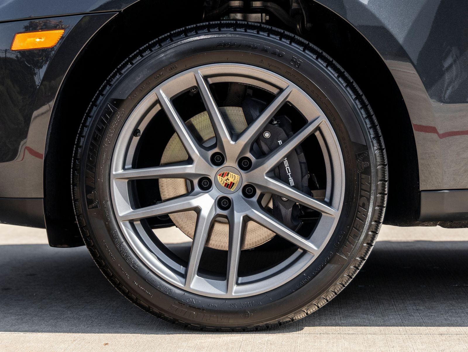 2026 Porsche Macan AWD