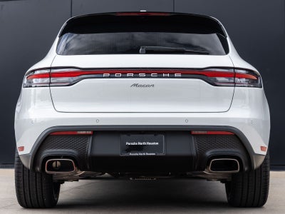 2026 Porsche Macan AWD