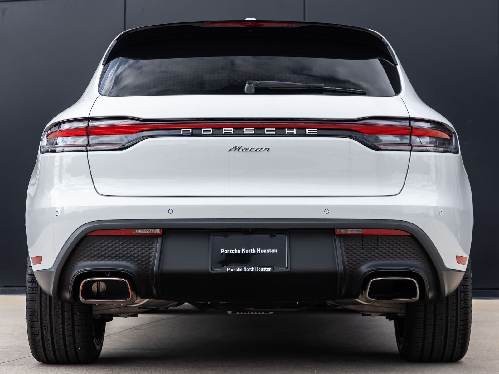 2026 Porsche Macan AWD