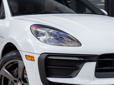 2026 Porsche Macan AWD