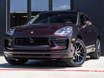2026 Porsche Macan AWD