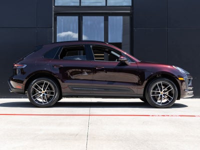 2026 Porsche Macan AWD