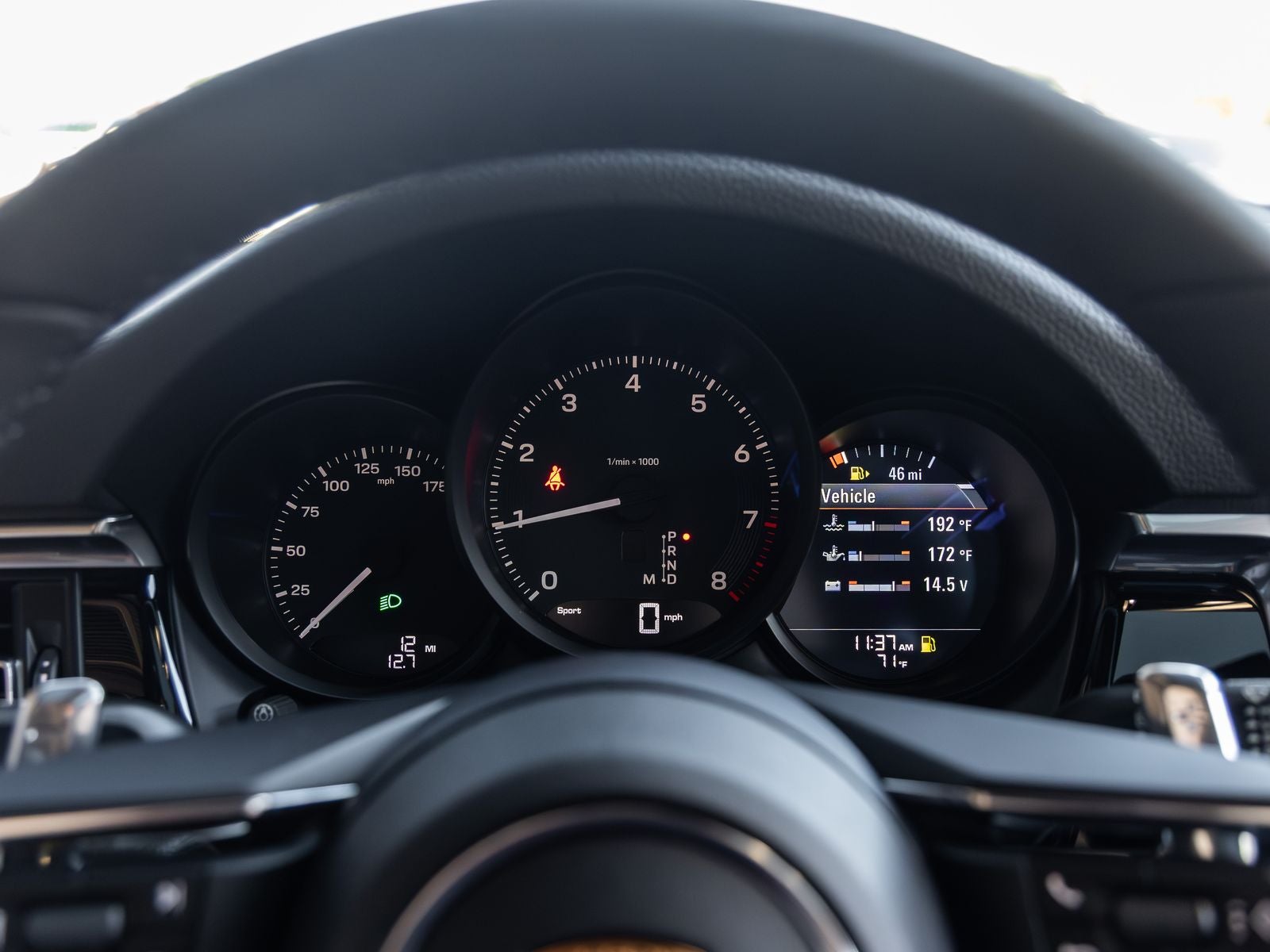 2026 Porsche Macan AWD