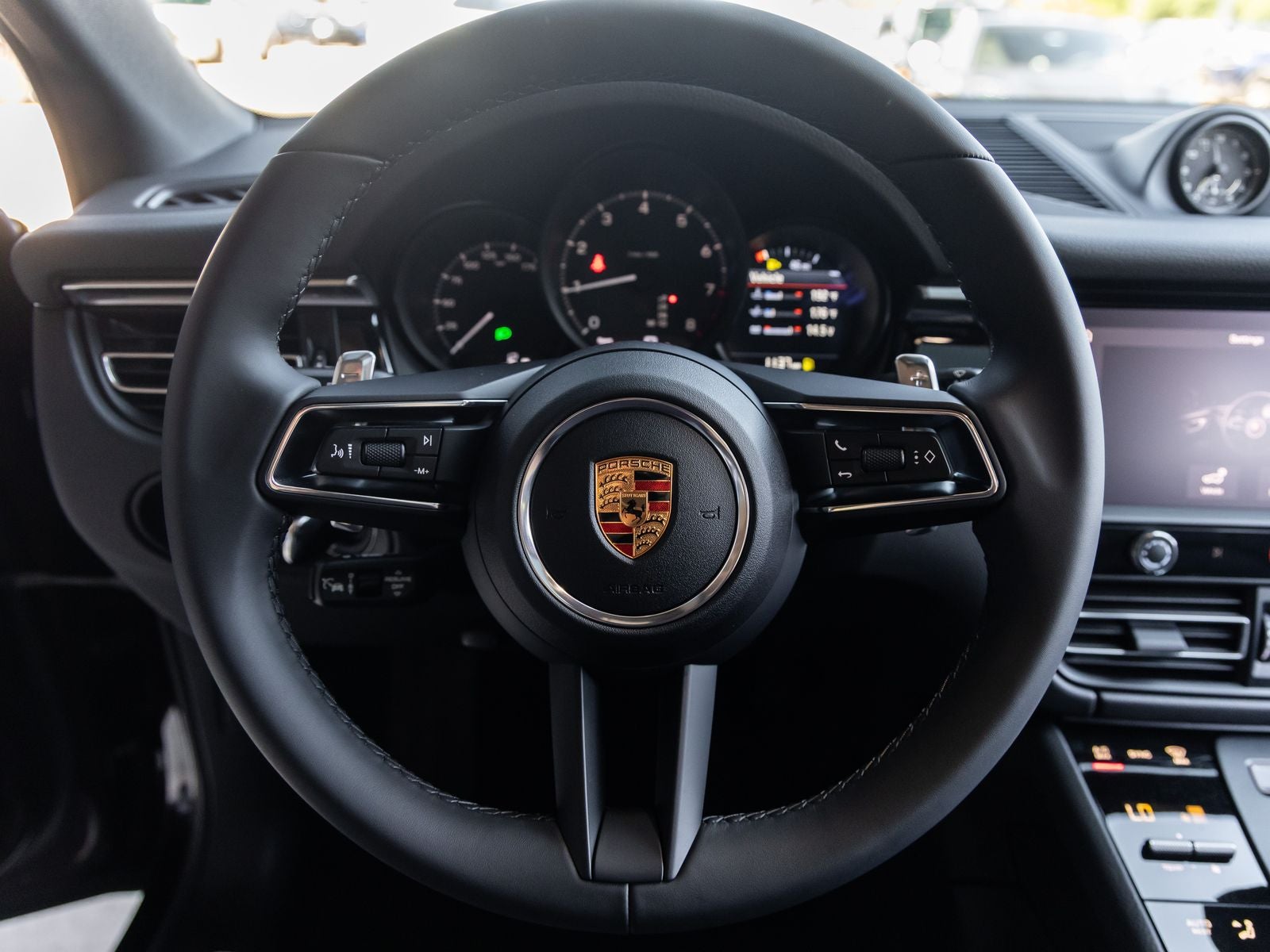 2026 Porsche Macan AWD