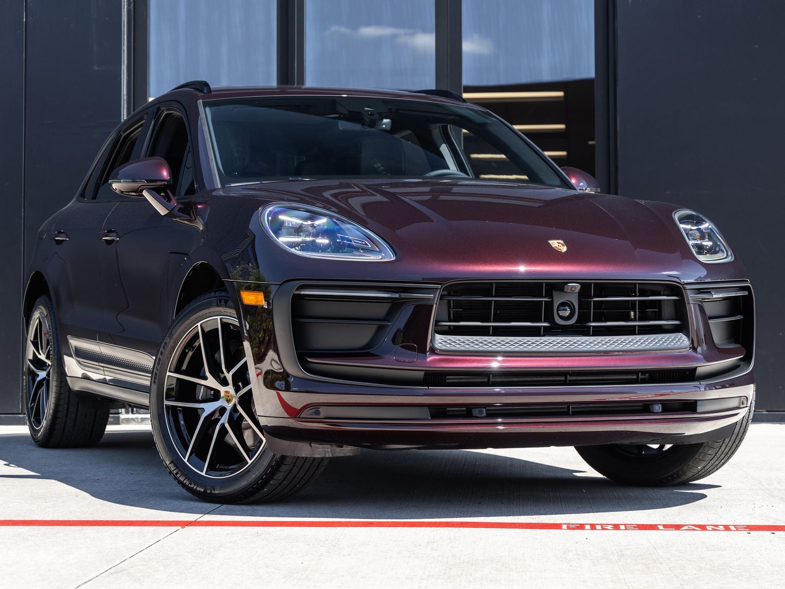 2026 Porsche Macan AWD