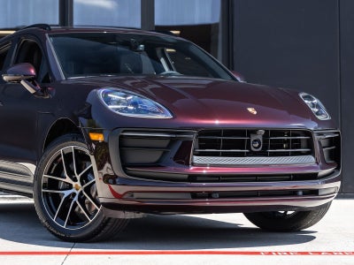 2026 Porsche Macan AWD