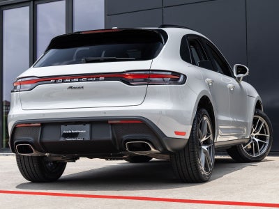 2026 Porsche Macan AWD