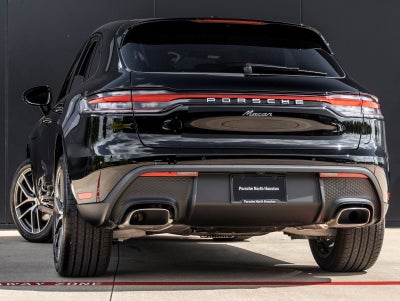 2026 Porsche Macan Macan