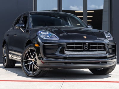 2026 Porsche Macan Macan
