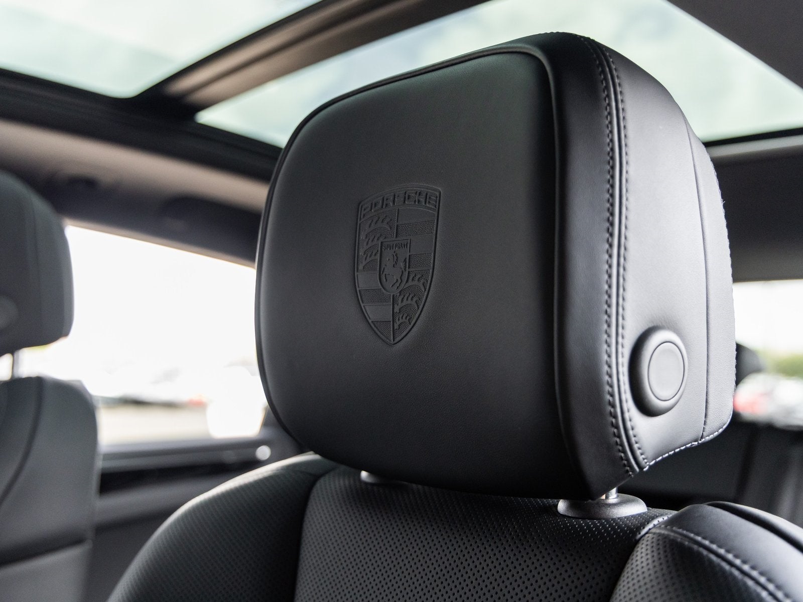 2025 Porsche Macan Macan