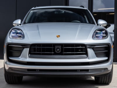 2025 Porsche Macan Macan