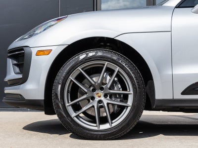 2025 Porsche Macan Macan