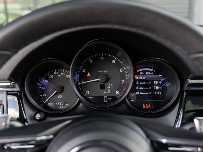 2025 Porsche Macan Macan