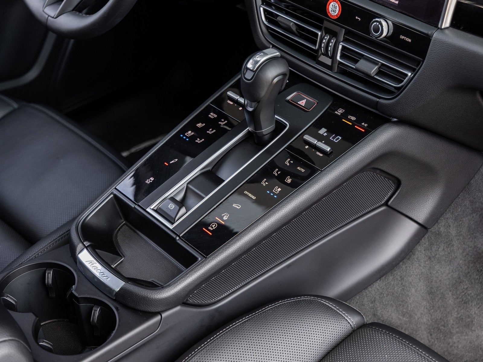 2025 Porsche Macan Macan